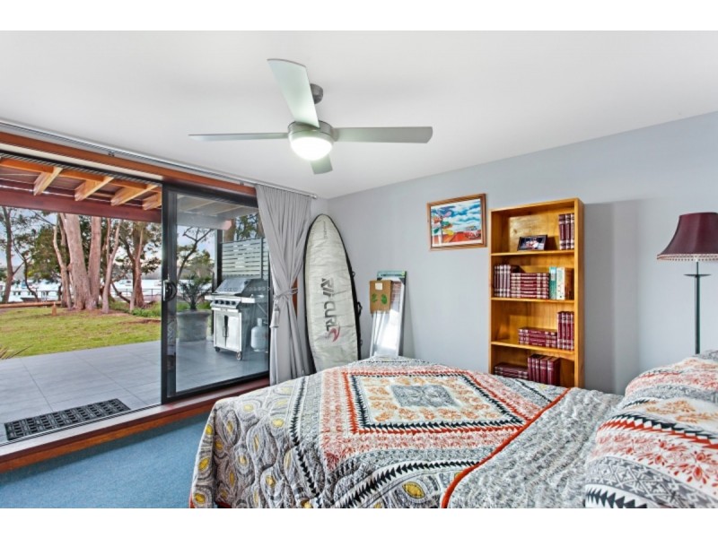 92 Noamunga Crescent, Gwandalan NSW 2259