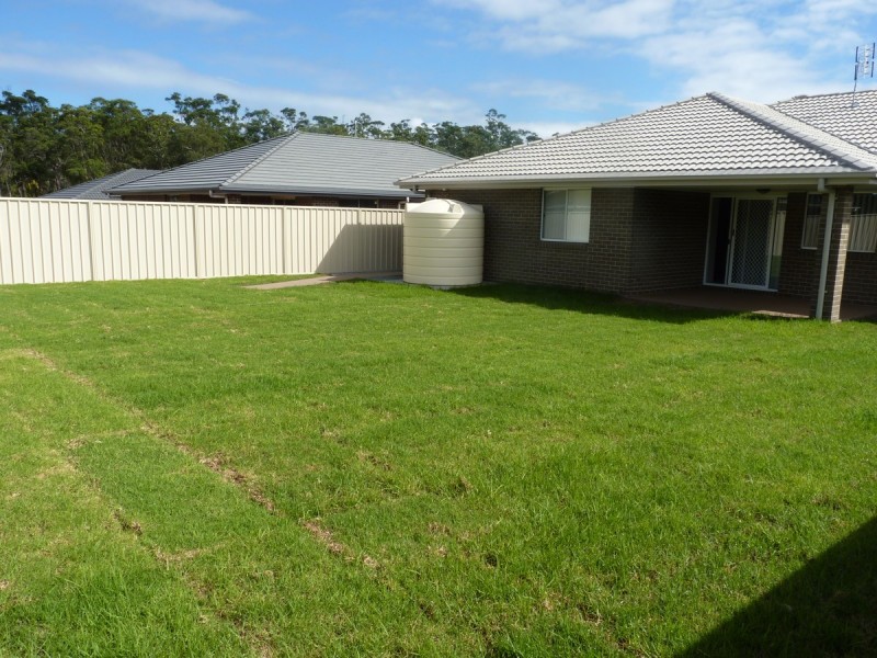 11 Aspen Grove, Morisset NSW 2264