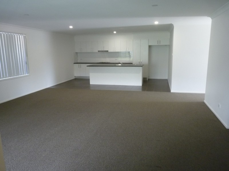 2 Mountain Ash Road, Cooranbong NSW 2265