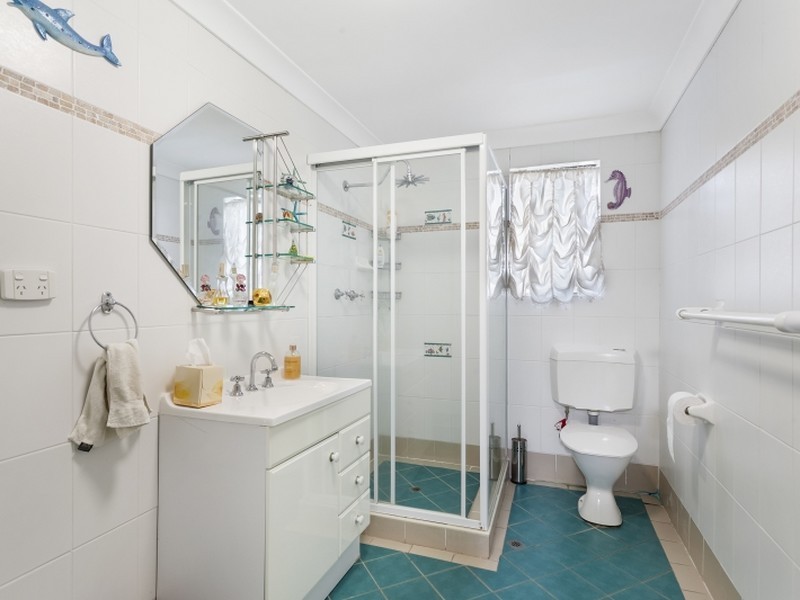 42 Fishery Point  Road, Mirrabooka NSW 2264