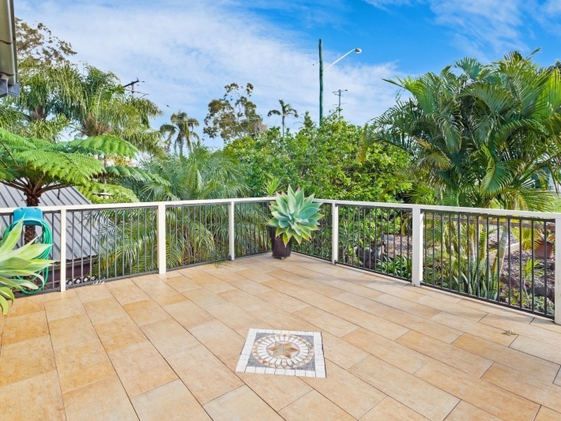 42 Fishery Point  Road, Mirrabooka NSW 2264