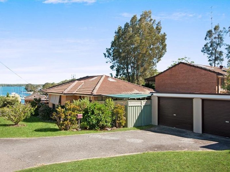 74 Sunshine Parade, Sunshine NSW 2264
