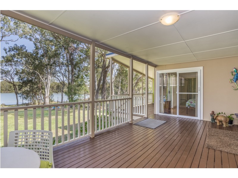 14 Rhodes Parade, Windermere Park NSW 2264
