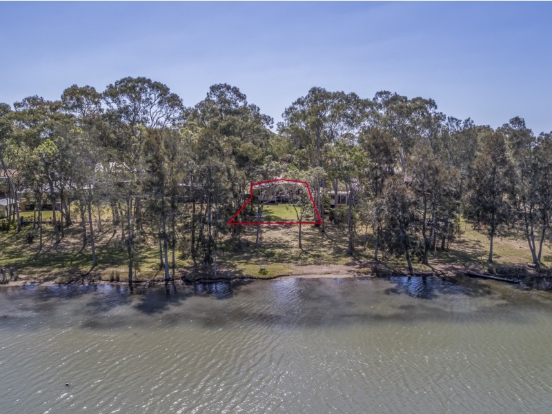 14 Rhodes Parade, Windermere Park NSW 2264