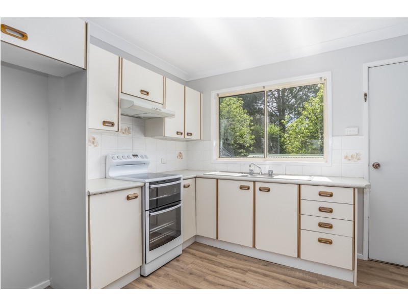 11 Hillcrest Road, Mirrabooka NSW 2264