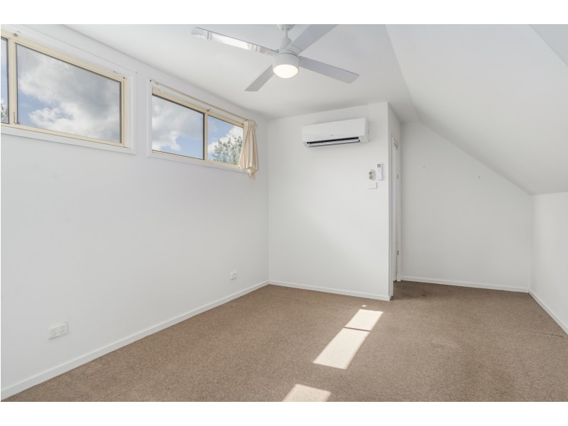 11 Hillcrest Road, Mirrabooka NSW 2264