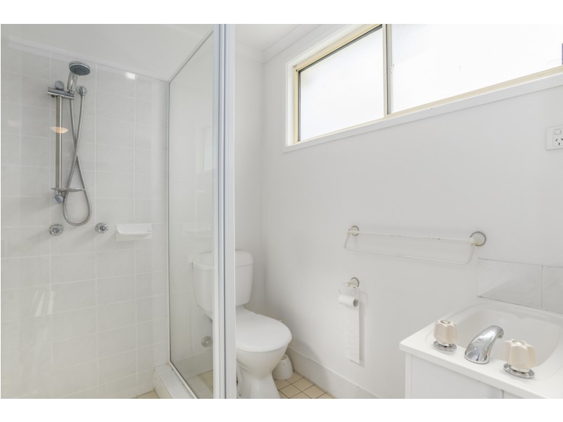 11 Hillcrest Road, Mirrabooka NSW 2264