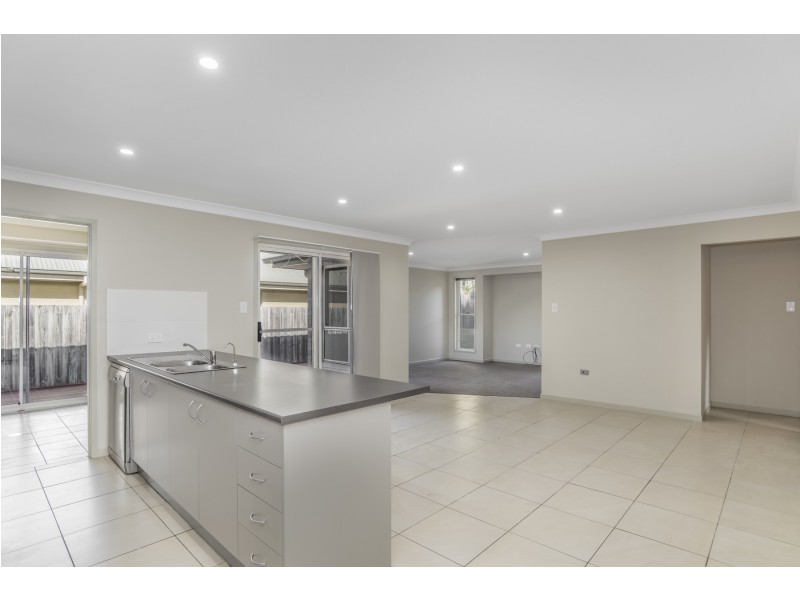 2 Celestial Drive, Morisset Park NSW 2264