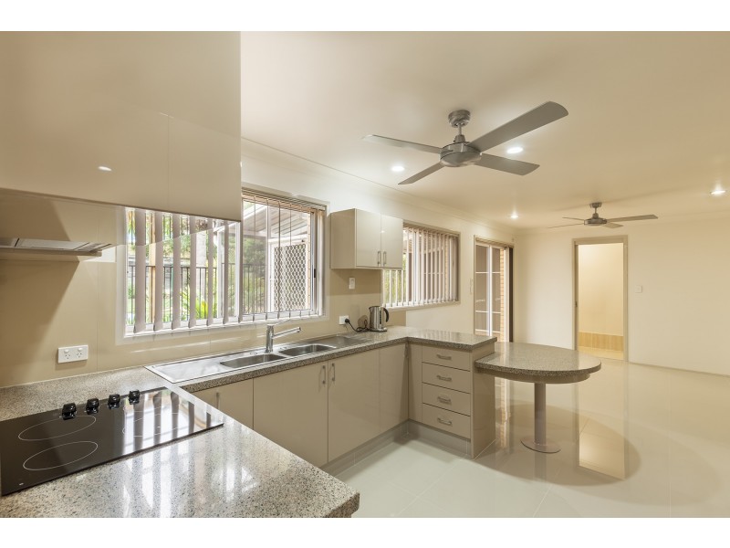 24 Glenrose Crescent, Cooranbong NSW 2265