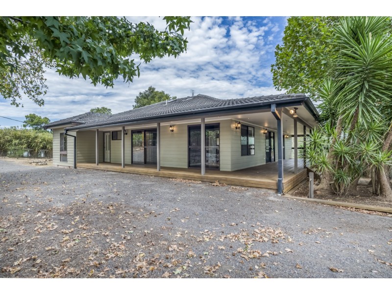 185 Freemans Drive, Morisset NSW 2264
