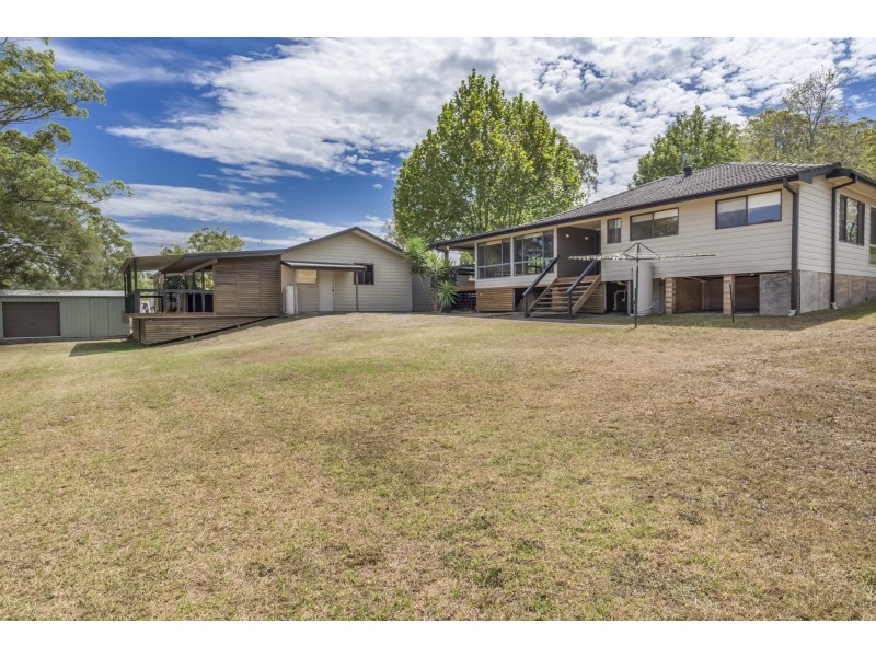 185 Freemans Drive, Morisset NSW 2264