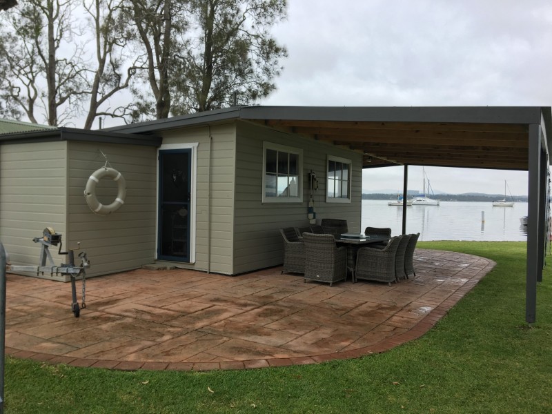 89 Grand Parade, Bonnells Bay NSW 2264