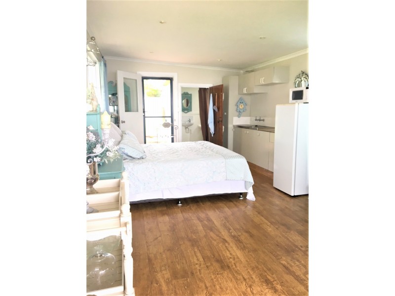 89 Grand Parade, Bonnells Bay NSW 2264