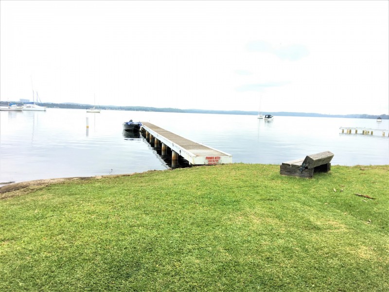 89 Grand Parade, Bonnells Bay NSW 2264