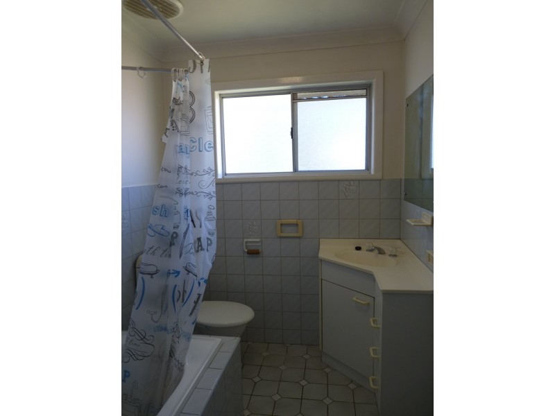 13 Elimatta Road, Yarrawonga Park NSW 2264