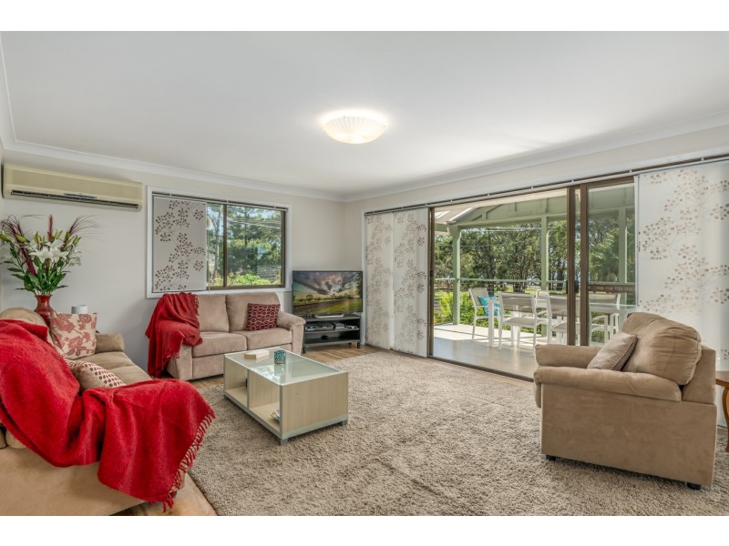 84 Grand Parade, Bonnells Bay NSW 2264