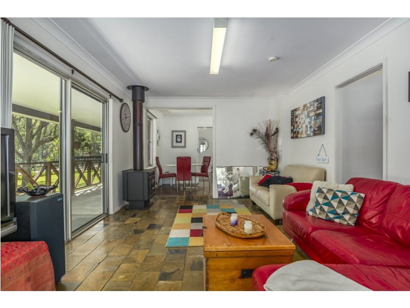 5 Cams Wharf Road, Cams Wharf NSW 2281