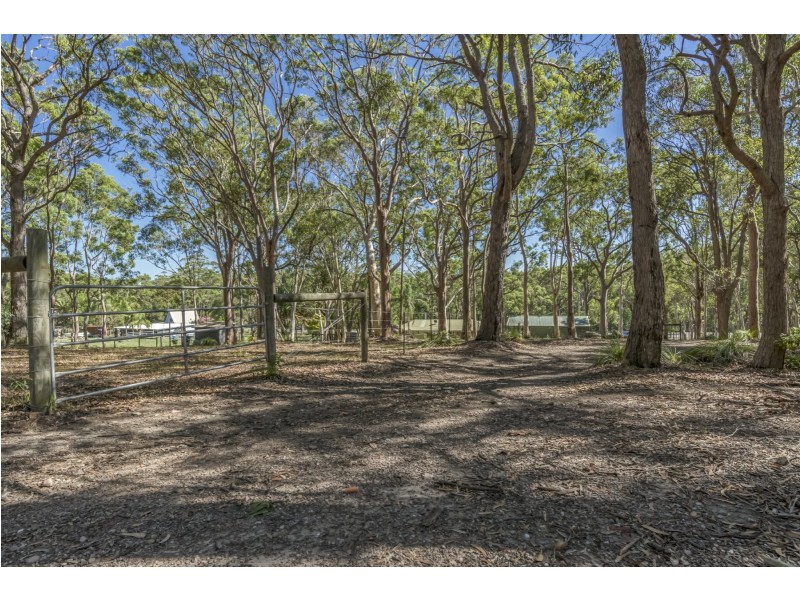 5 Cams Wharf Road, Cams Wharf NSW 2281