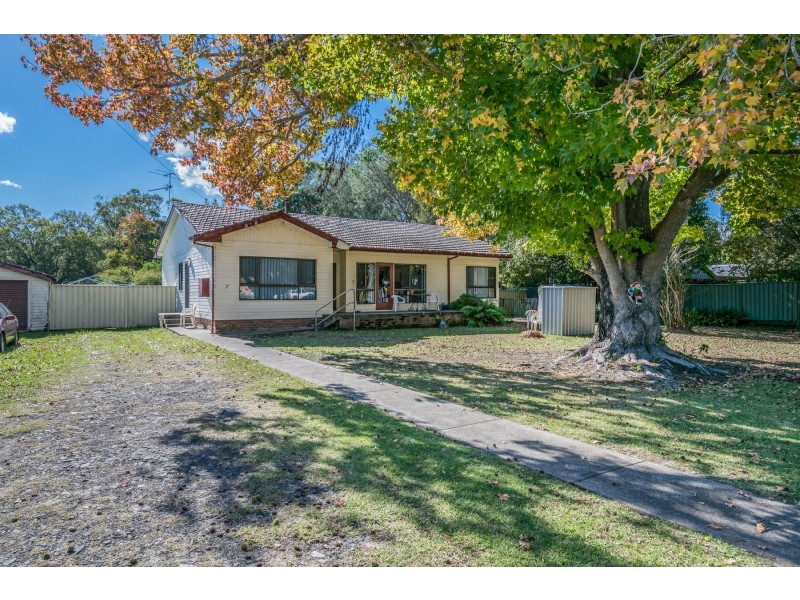 7 Dora Street, Dora Creek NSW 2264
