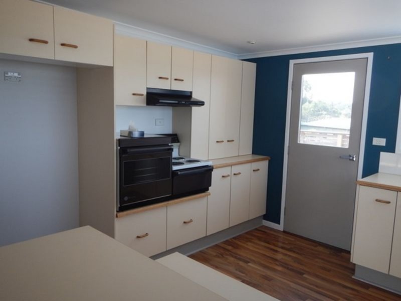 56 Sunshine Parade, Sunshine NSW 2264