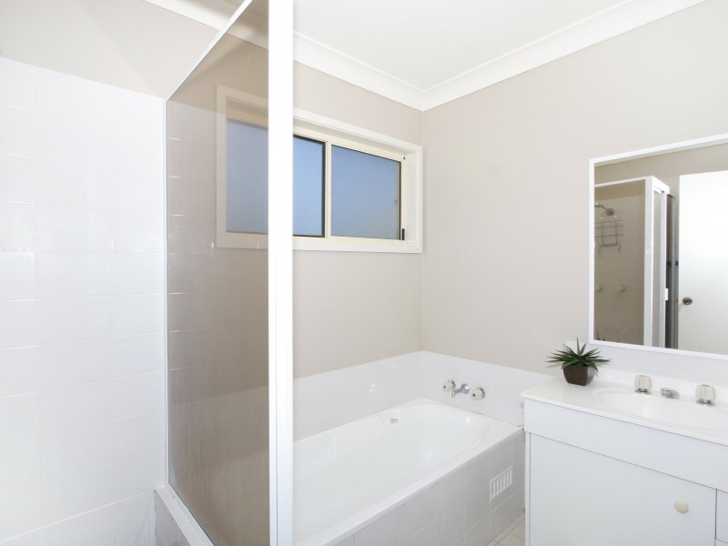 11 Hillcrest Road, Mirrabooka NSW 2264