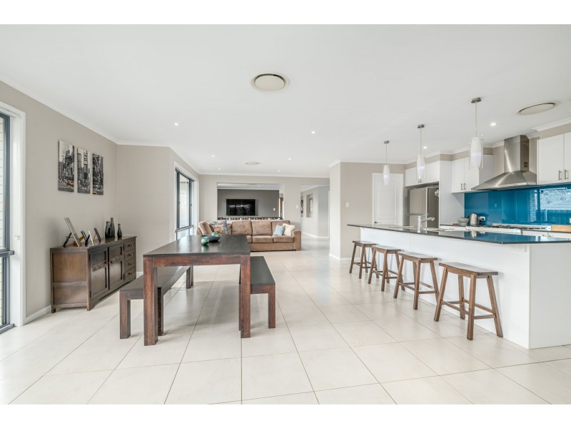 4 Splitters Row, Cooranbong NSW 2265