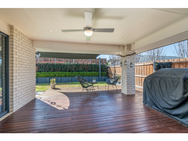 4 Splitters Row, Cooranbong NSW 2265