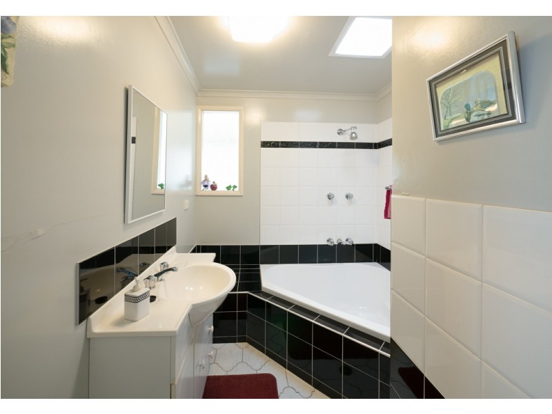 106 Wyee Road, Wyee NSW 2259