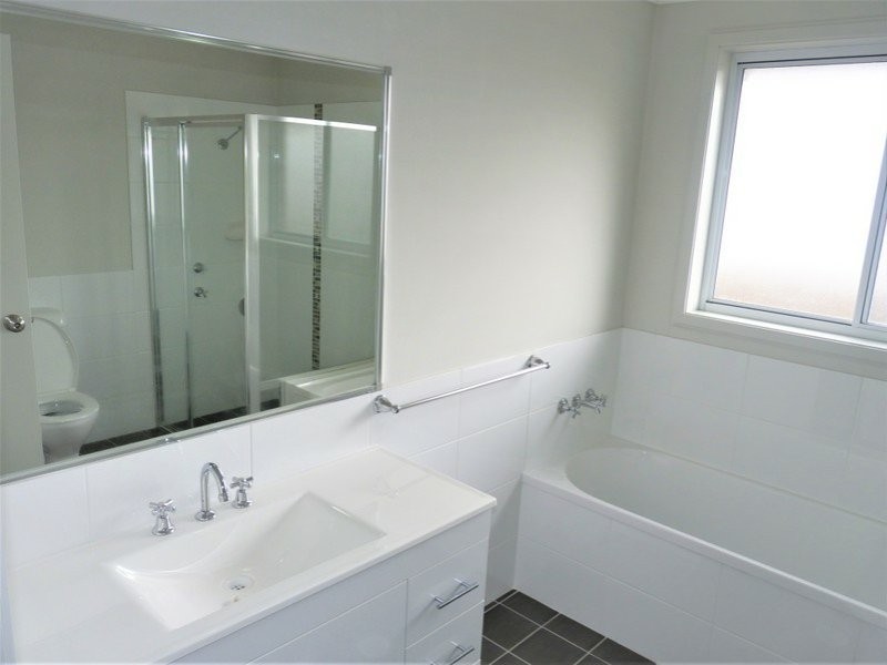 74 Awaba Street, Morisset NSW 2264