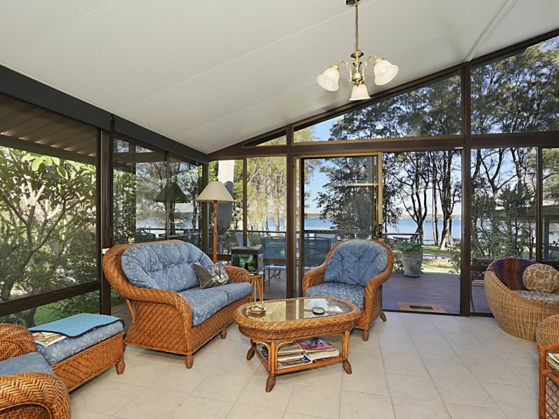 30 Stingaree Point Drive, Dora Creek NSW 2264