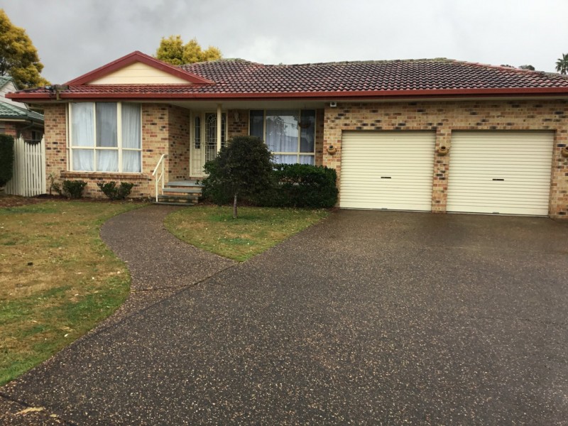 4 Rousseau Place, Cooranbong NSW 2265