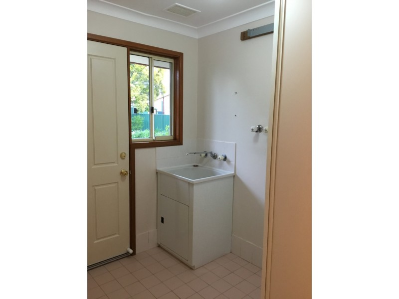 4 Rousseau Place, Cooranbong NSW 2265