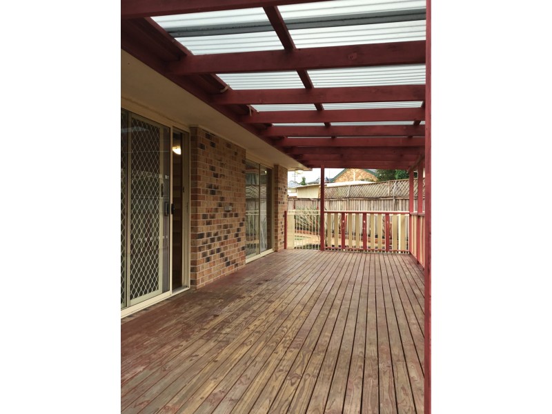 4 Rousseau Place, Cooranbong NSW 2265