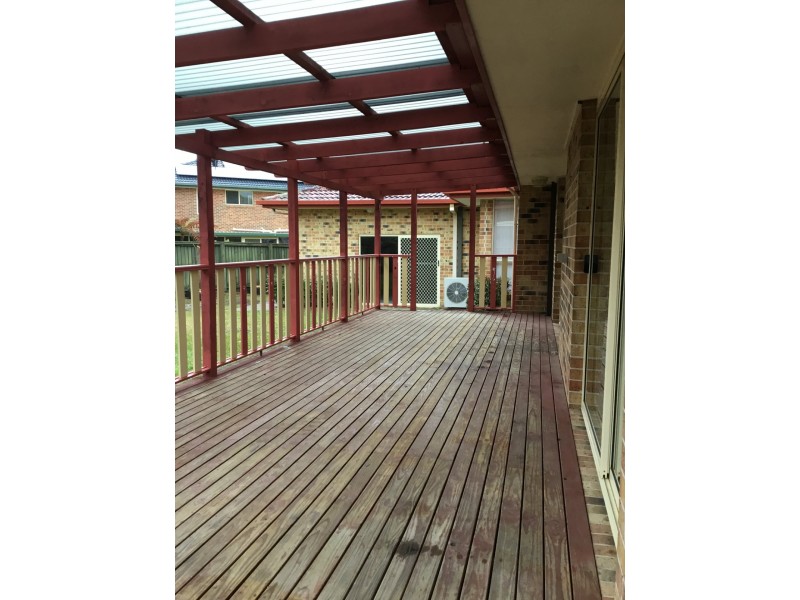 4 Rousseau Place, Cooranbong NSW 2265