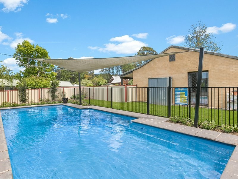 1 Dora Street, Cooranbong NSW 2265