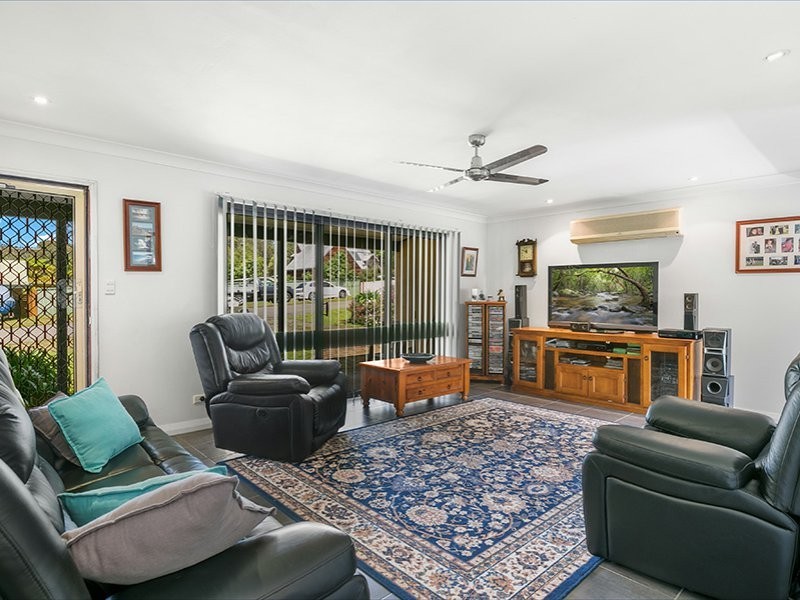 1 Dora Street, Cooranbong NSW 2265