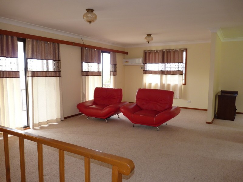 8 Maitland Street, Sunshine NSW 2264