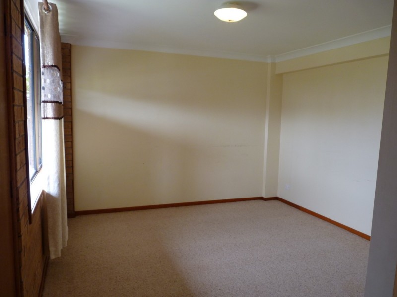 8 Maitland Street, Sunshine NSW 2264