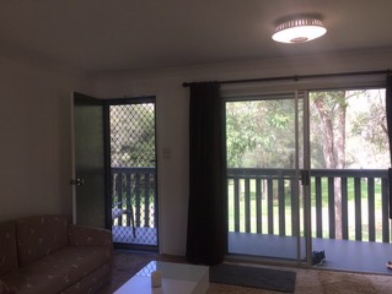 4 Rhodes Parade, Windermere Park NSW 2264