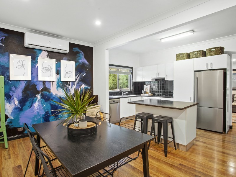 8 Watt Street, Windermere Park NSW 2264