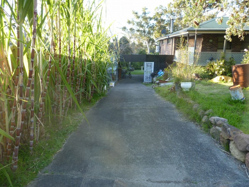 19 PARK AVENUE, Morisset Park NSW 2264