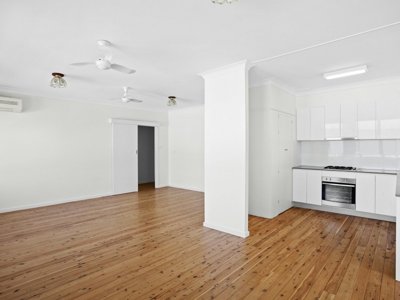 2 Norman Aveune, Sunshine NSW 2264