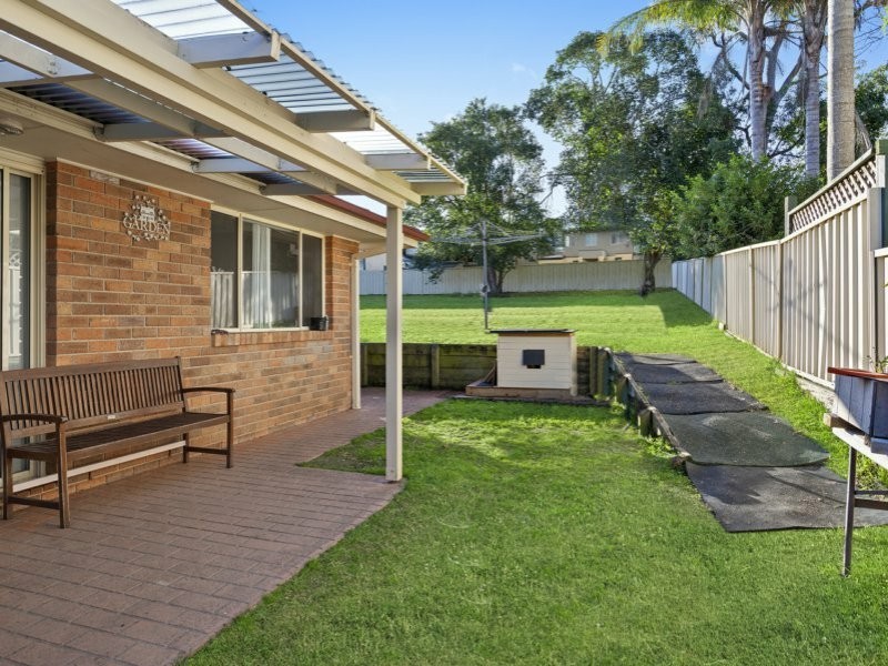 21 Rhodes Parade, Windermere Park NSW 2264