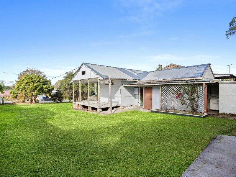 8 Kallaroo Road, Brightwaters NSW 2264