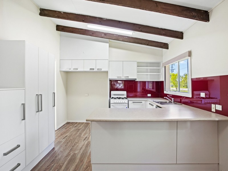 26 Coorumbung Street, Morisset NSW 2264