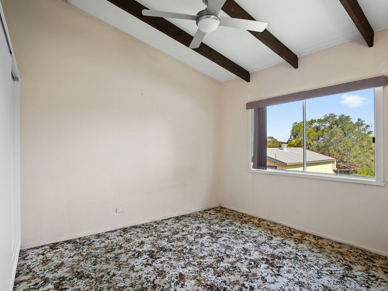 26 Coorumbung Street, Morisset NSW 2264