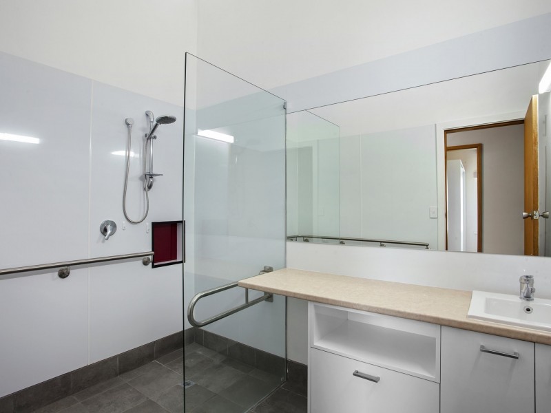 26 Coorumbung Street, Morisset NSW 2264