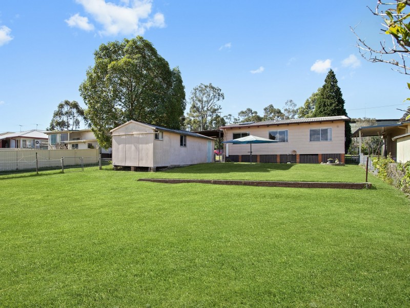 26 Coorumbung Street, Morisset NSW 2264