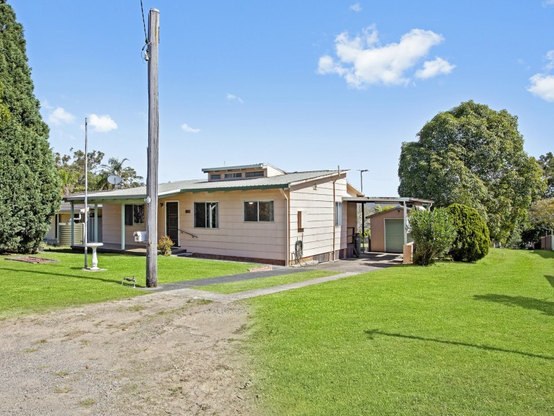 26 Coorumbung Street, Morisset NSW 2264