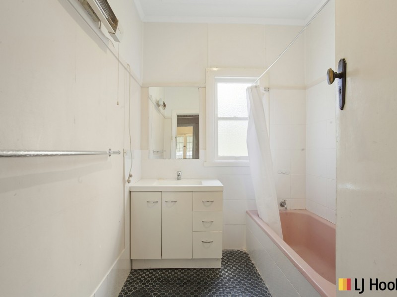 11 Yoorala Road, Yarrawonga Park NSW 2264